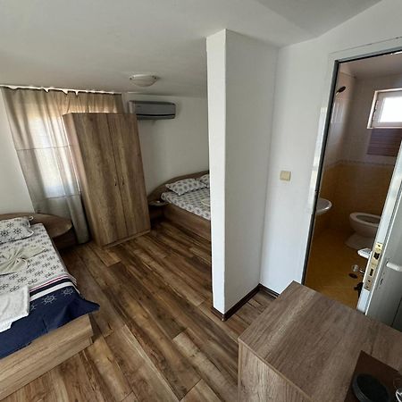 Къща За Гости Перфекто Chernomorets Esterno foto